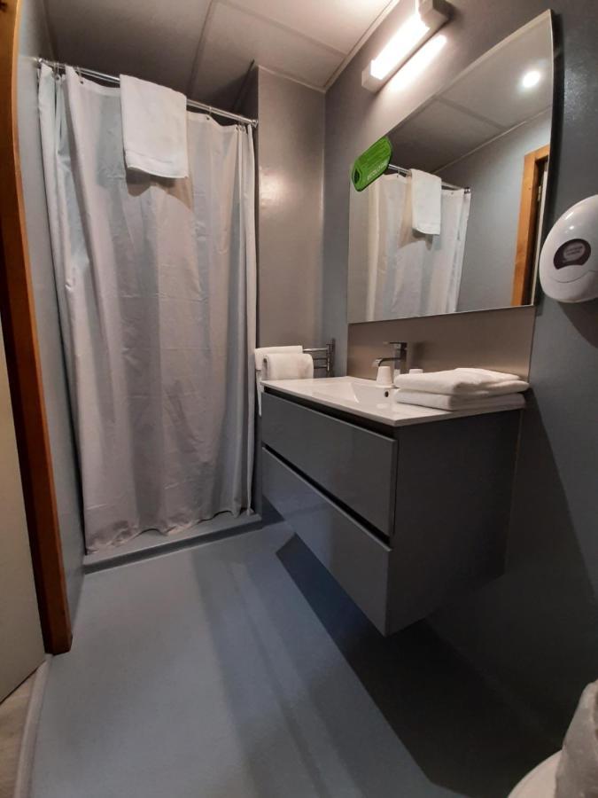 Hotel De La Vallee أرننس المظهر الخارجي الصورة