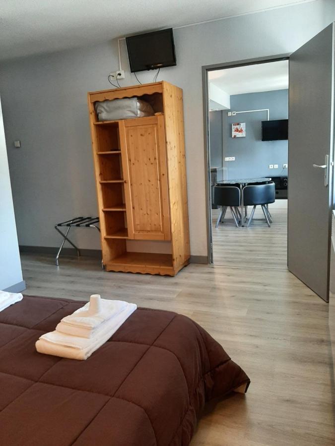 Hotel De La Vallee أرننس المظهر الخارجي الصورة