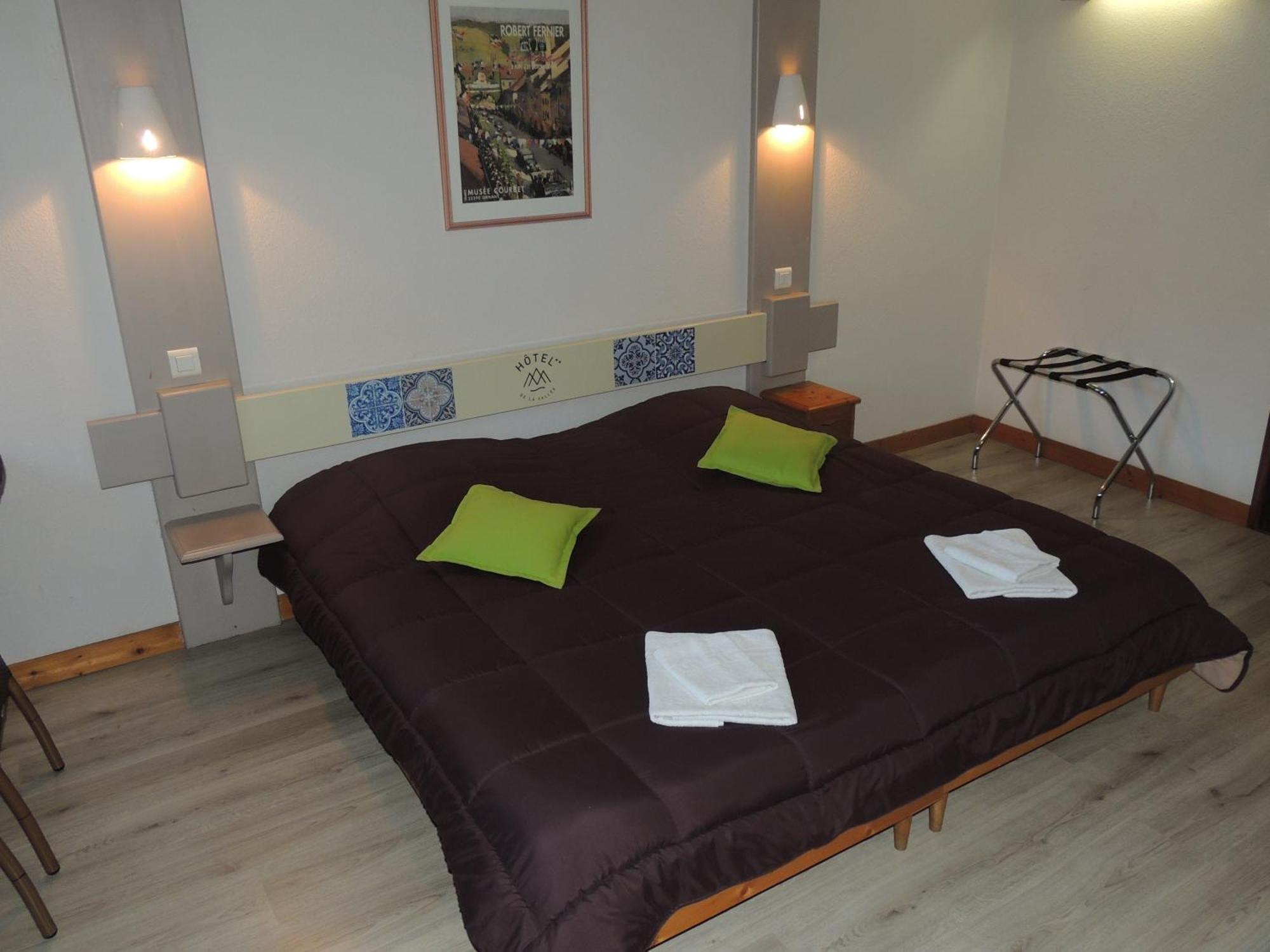 Hotel De La Vallee أرننس المظهر الخارجي الصورة